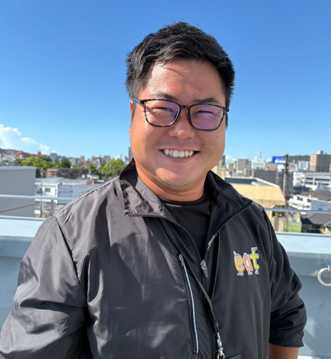 プロフィール